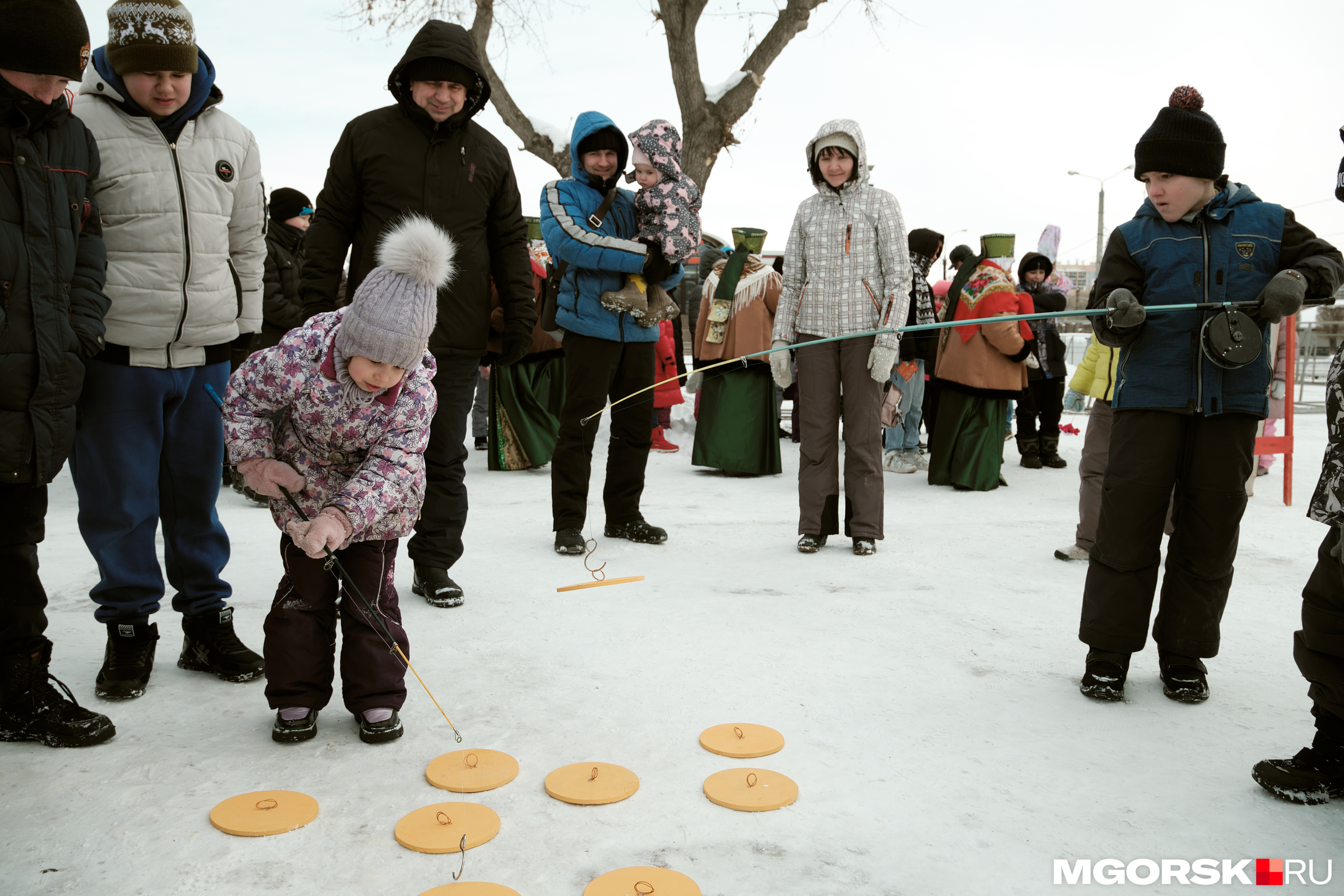 Ловись, блин, большой и маленький Ловись, блин, большой и маленький