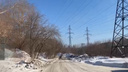 Власти назвали причину затопления дороги у элитного поселка в Новосибирске — последствия устраняют