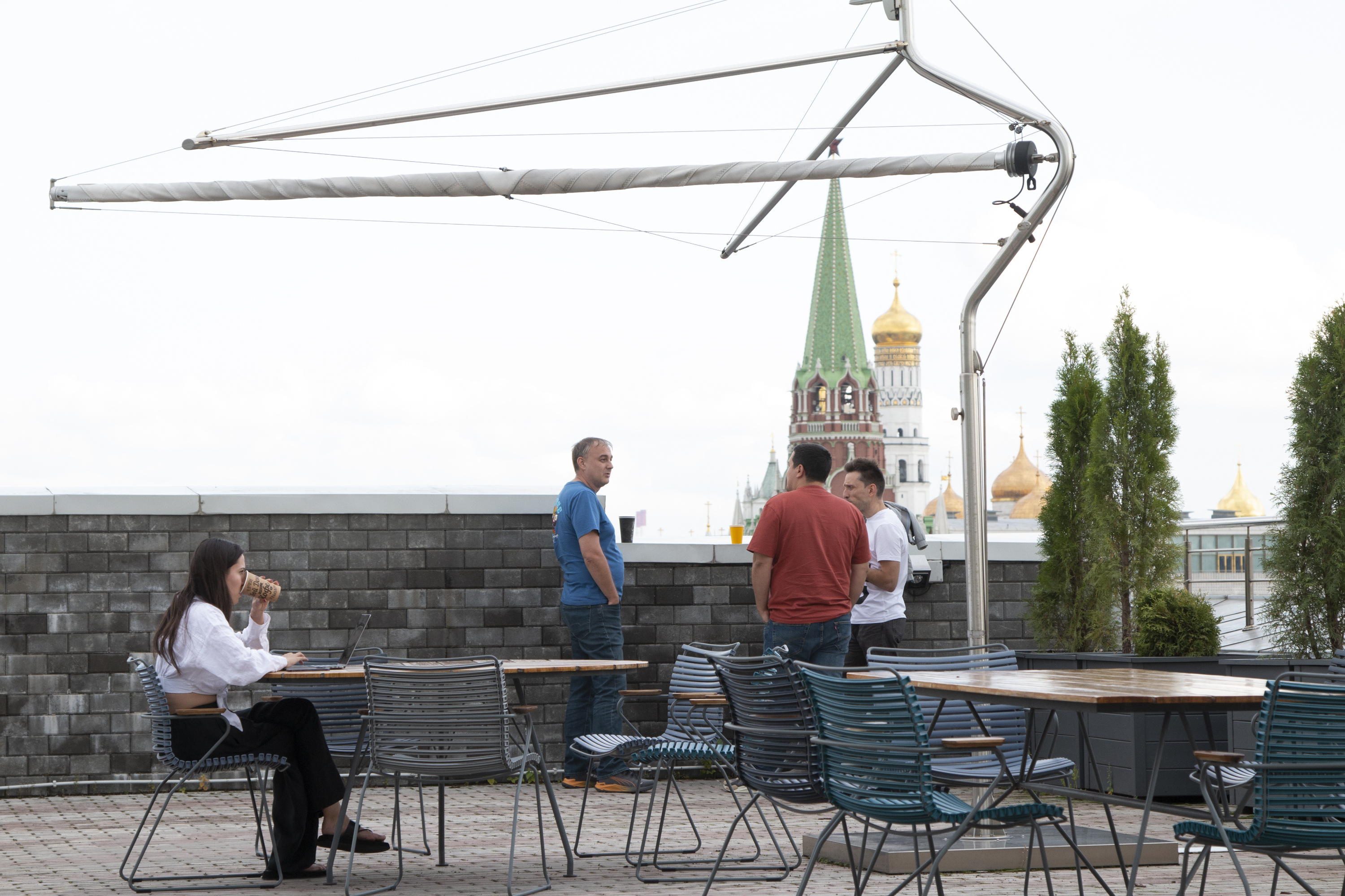 Головной офис компании Wildberries в самом центре Москвы. С террасы открывается отличный вид на Кремль