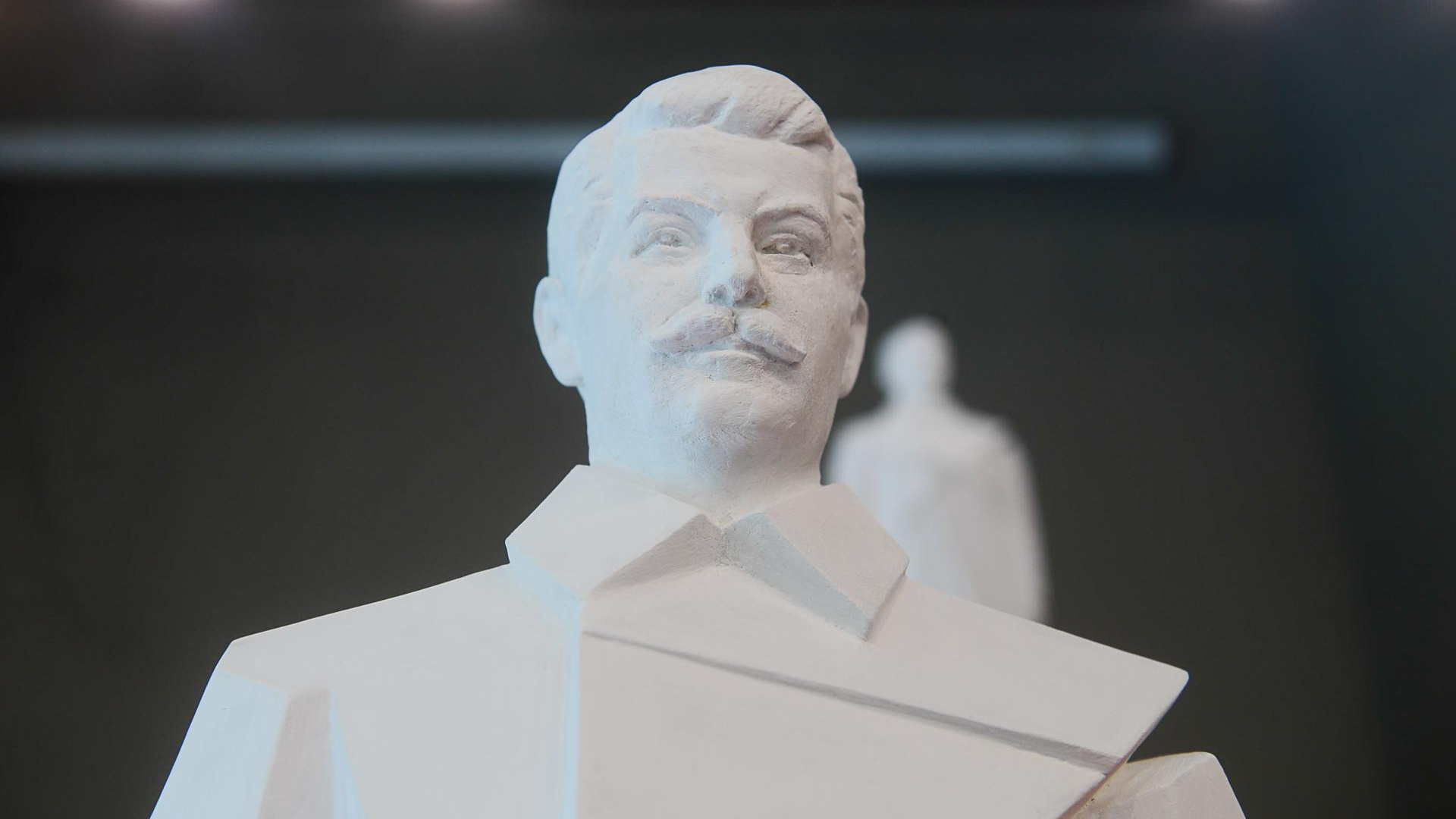 «Он нужен людям»: барнаульские коммунисты хотят призвать дух Сталина в «Ночь музеев»