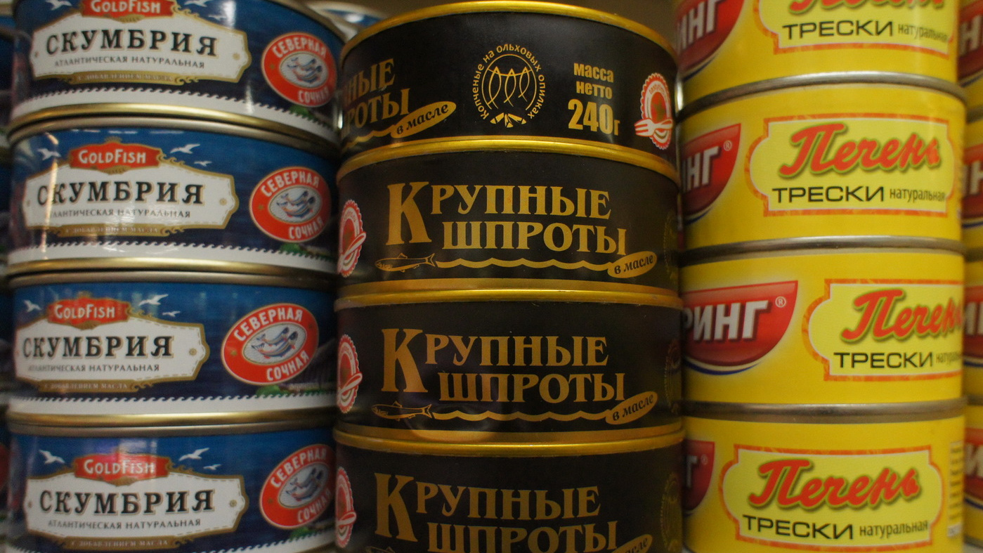 Просто жесть! Рыбные консервы в России догнали по цене мясные