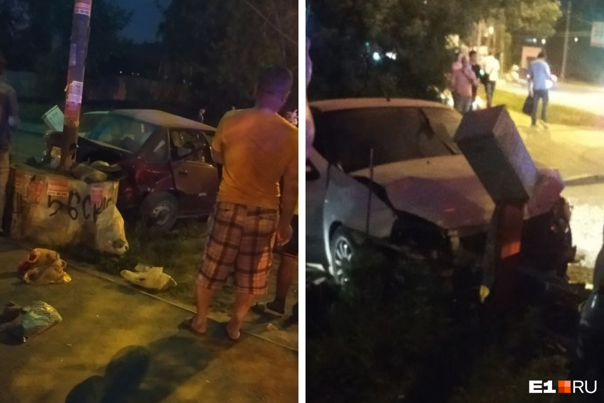 В Екатеринбурге водитель на бешеной скорости снес легковушку и влетел в столб