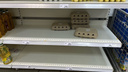 «Покупать из-под полы или по талонам?»: в гипермаркетах Волгограда перед Новым годом исчезли яйца