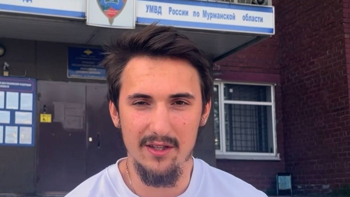 Гонщика-блогера из Москвы привлекли к ответственности в Мурманске за нарушения ПДД