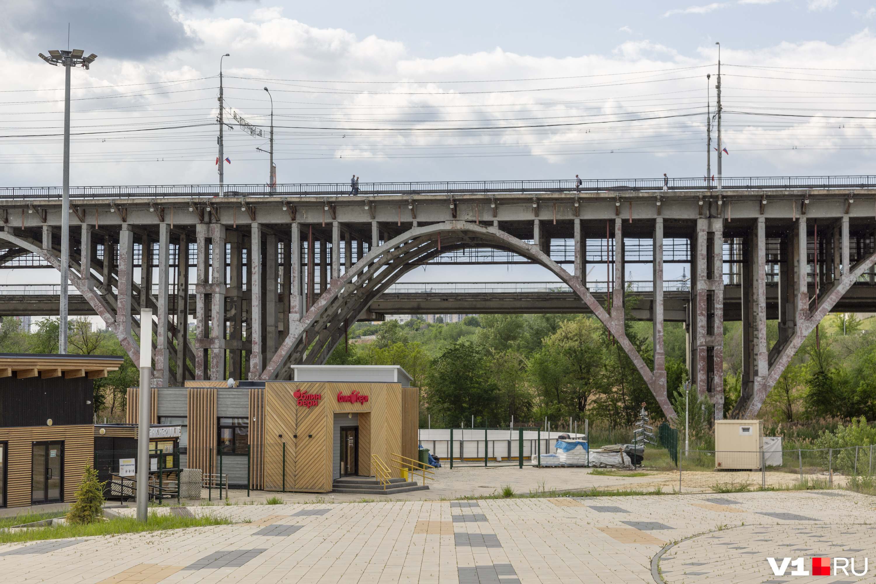 Астраханский мост уже пятый по счету. И, возможно, это не окончательное число