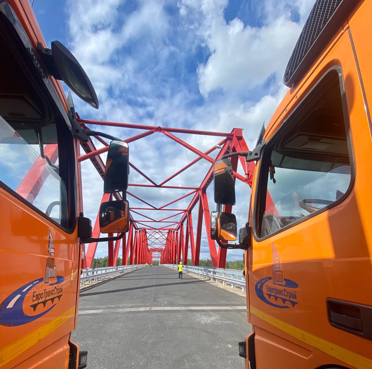 Новый мост через Свирь в Подпорожье испытали 300 тонн тяжелых машин