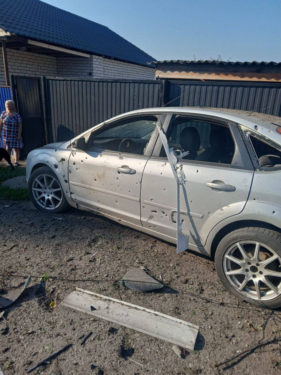 По жилым домам города Валуйки попали 12 снарядов «Града», ранена женщина