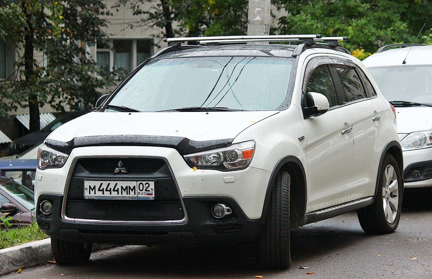 Этот Mitsubishi смотрится лучше всяких Land Cruiser