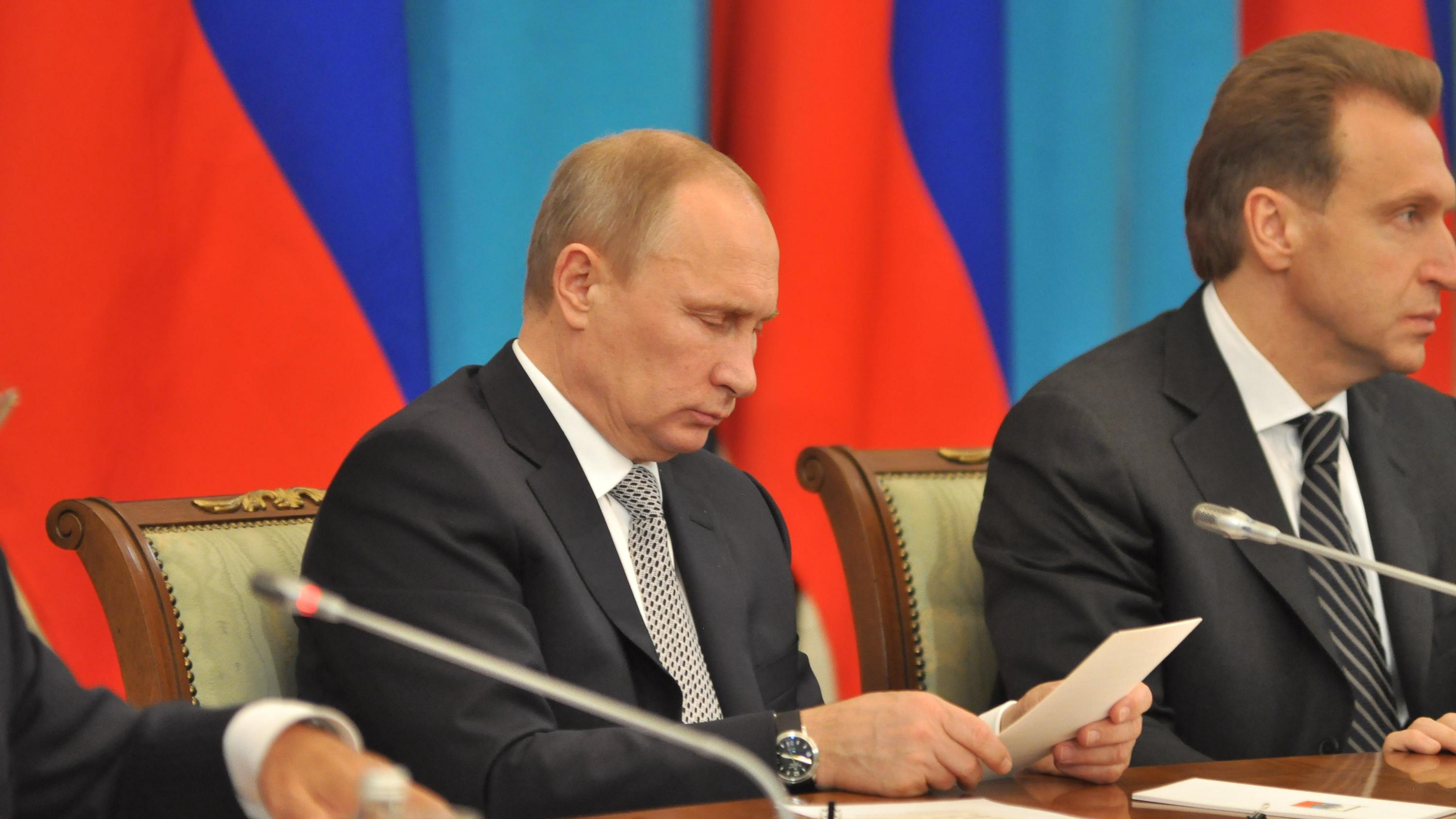 Путин сделал неожиданные перестановки в руководстве Минобороны