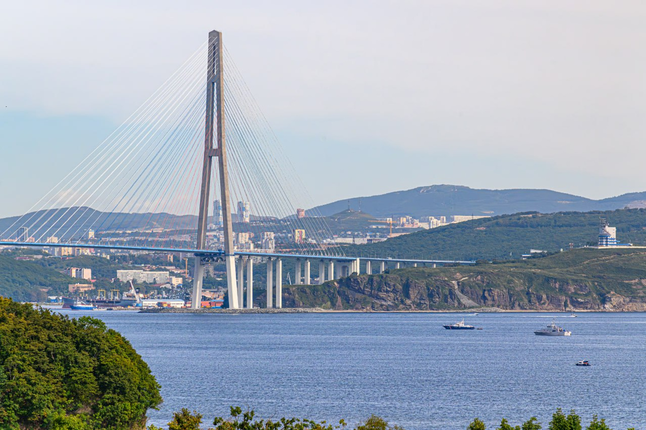 Владивосток 2023 отзывы. Владивосток 2023. Владивосток в январе. Русский мост Владивосток. Владивосток ястреб.