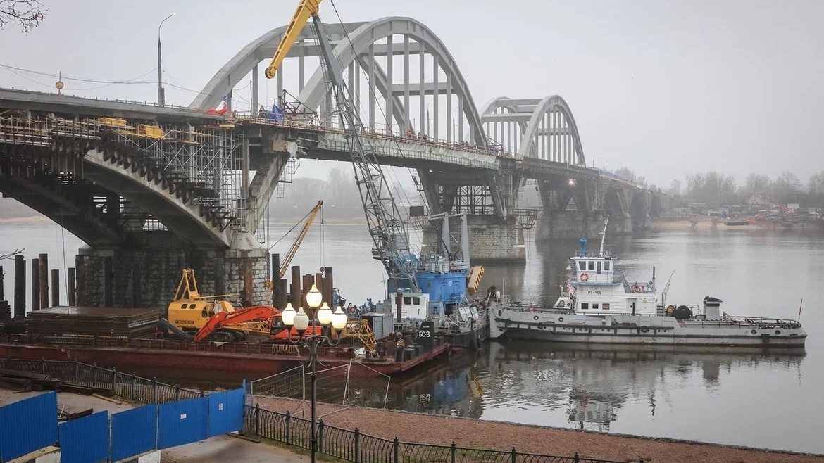 «Срыв поставки бетона»: в Рыбинске откладывается ремонт моста из-за проблем с материалами