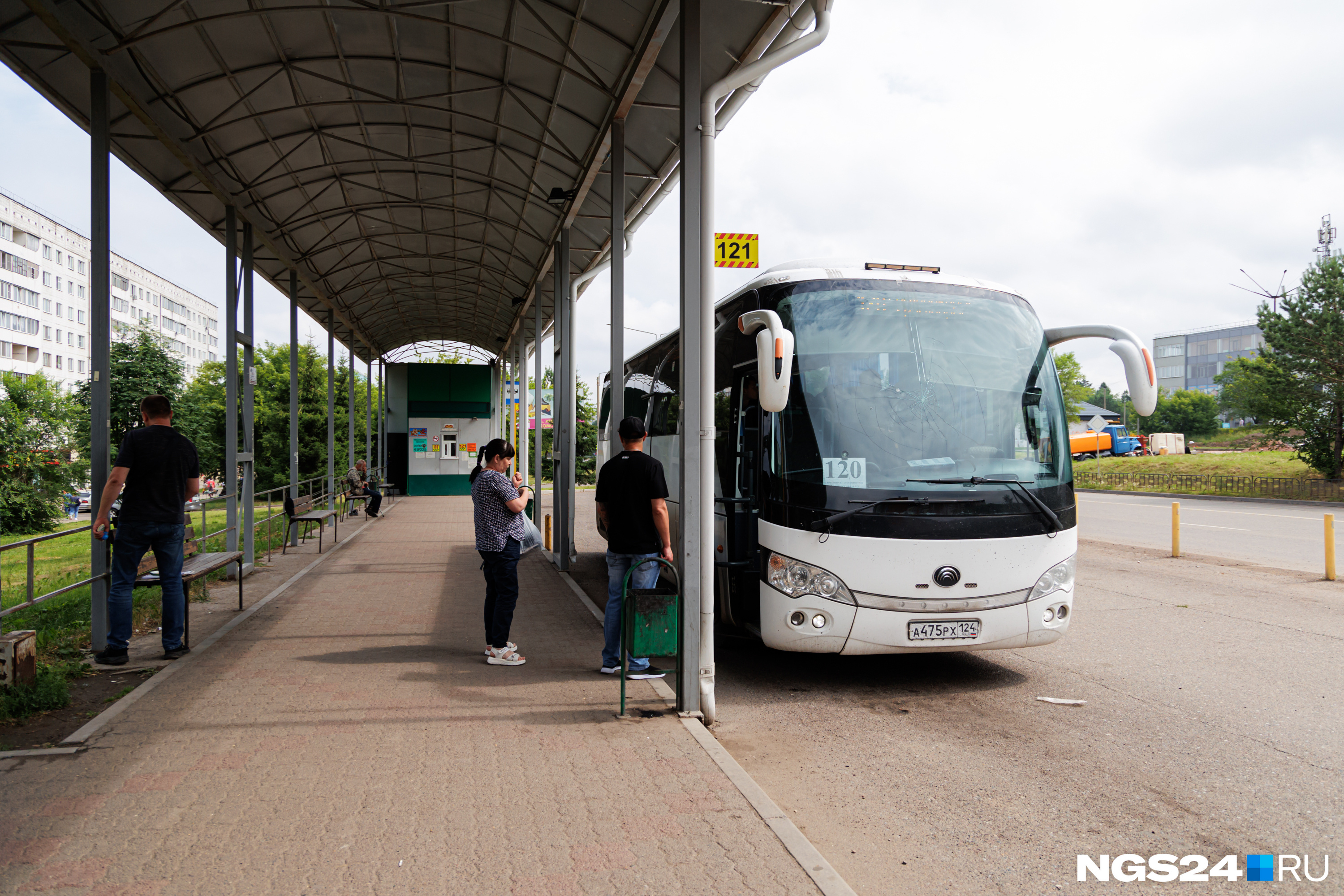С 1 августа отменят автобус №120 из Красноярска в Сосновоборск. Как теперь добираться
