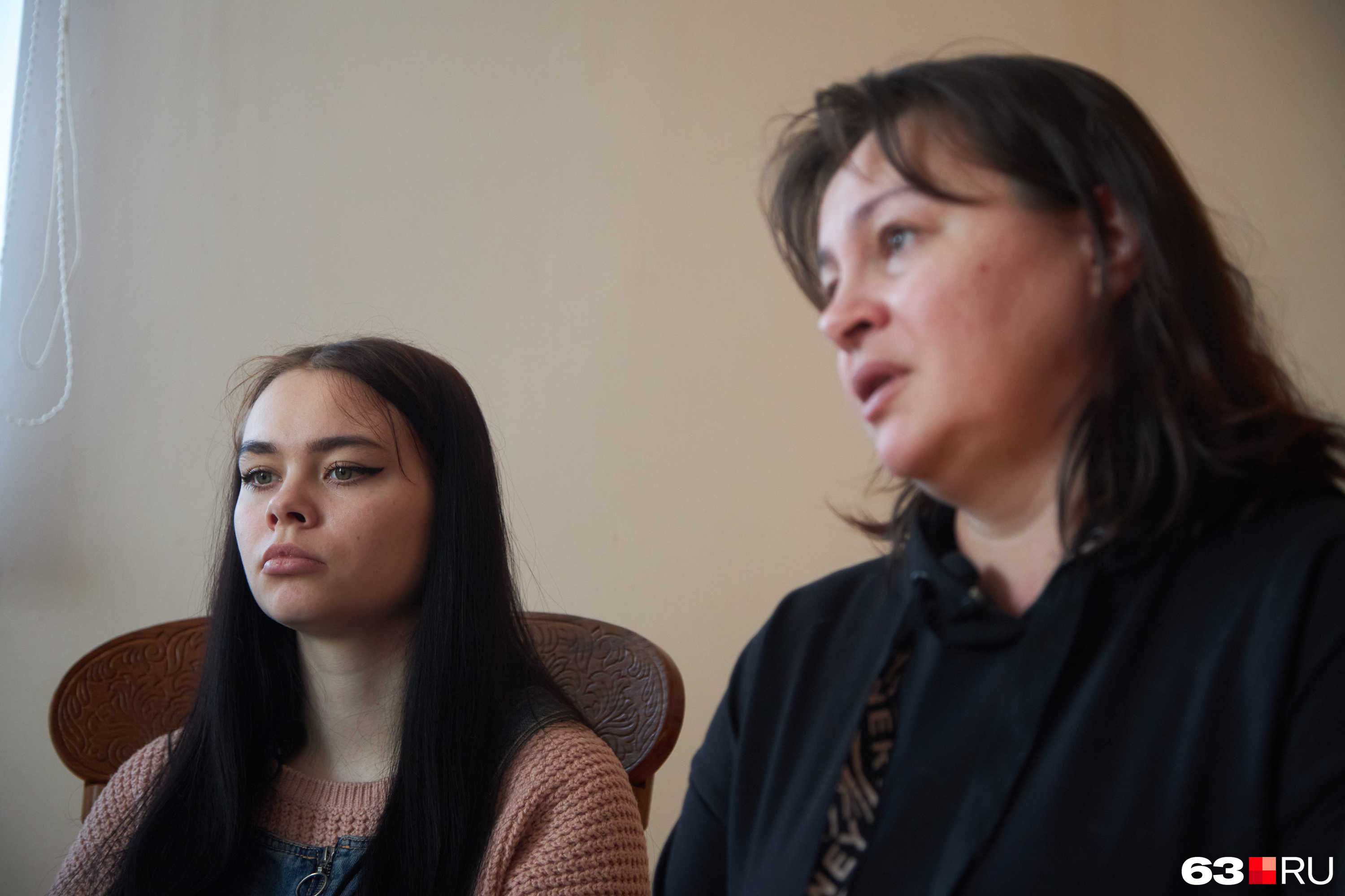 Попеременно с Василисой лежали в больнице — то Ассоль, то Елена Евгеньевна Попеременно с Василисой лежали в больнице — то Ассоль, то Елена Евгеньевна