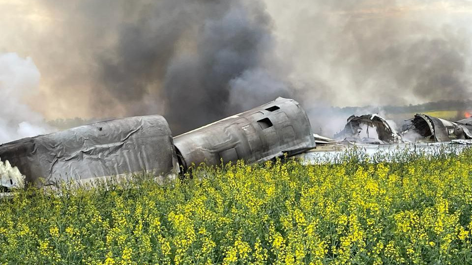Губернатор подтвердил падение самолета в поле под Ставрополем