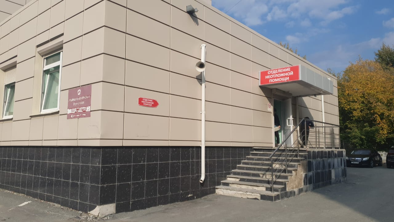 А вот и вид снаружи, в 15:30 уже никого А вот и вид снаружи, в 15:30 уже никого