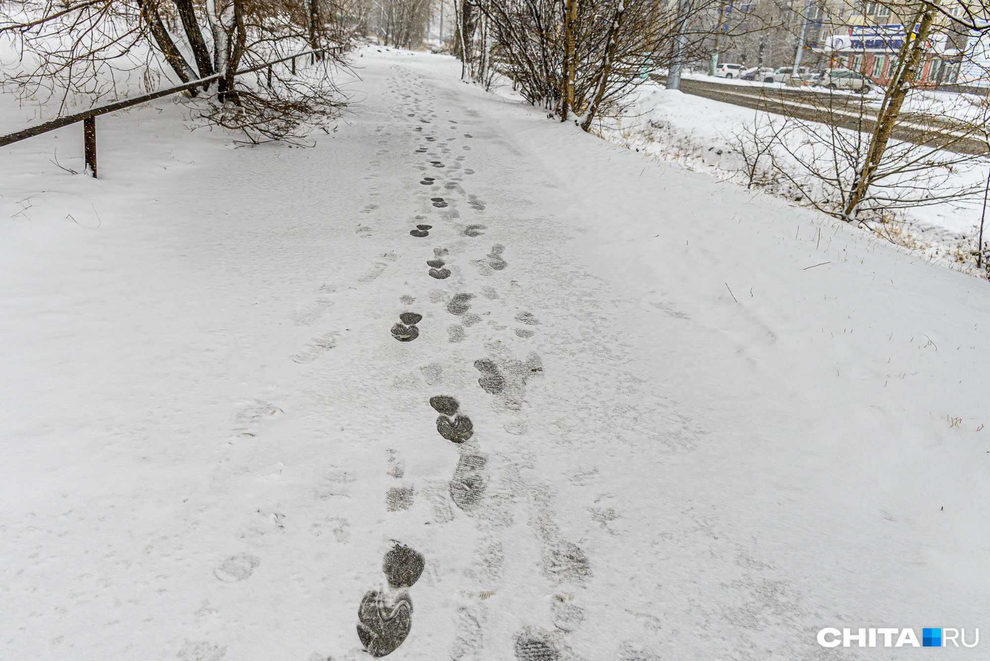 Картинки про снег в апреле