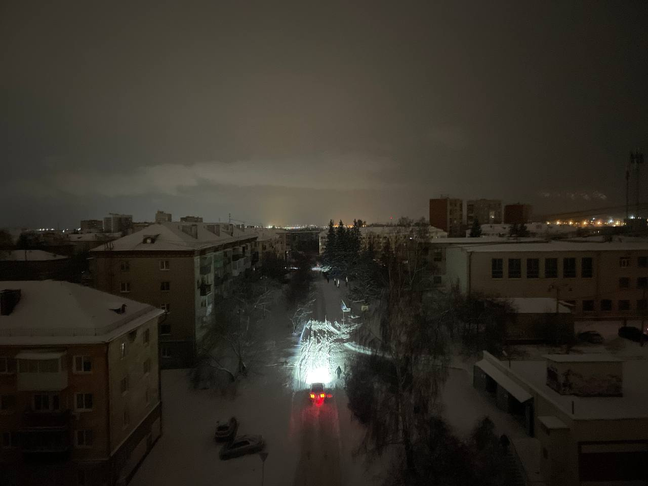В Екатеринбурге целый район остался без электричества. Энергетики назвали причину