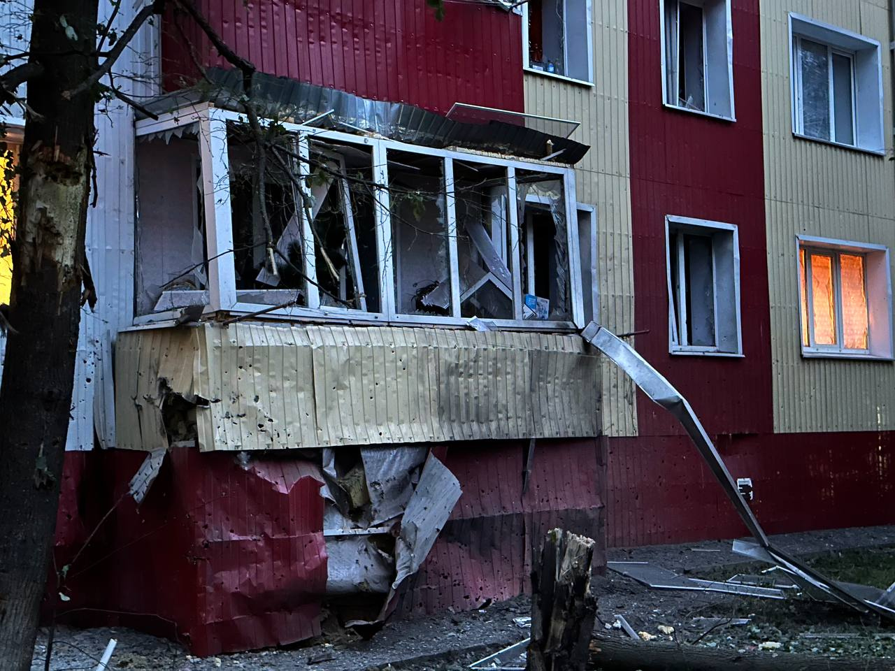 Дом в белгородском Шебекино после обстрела