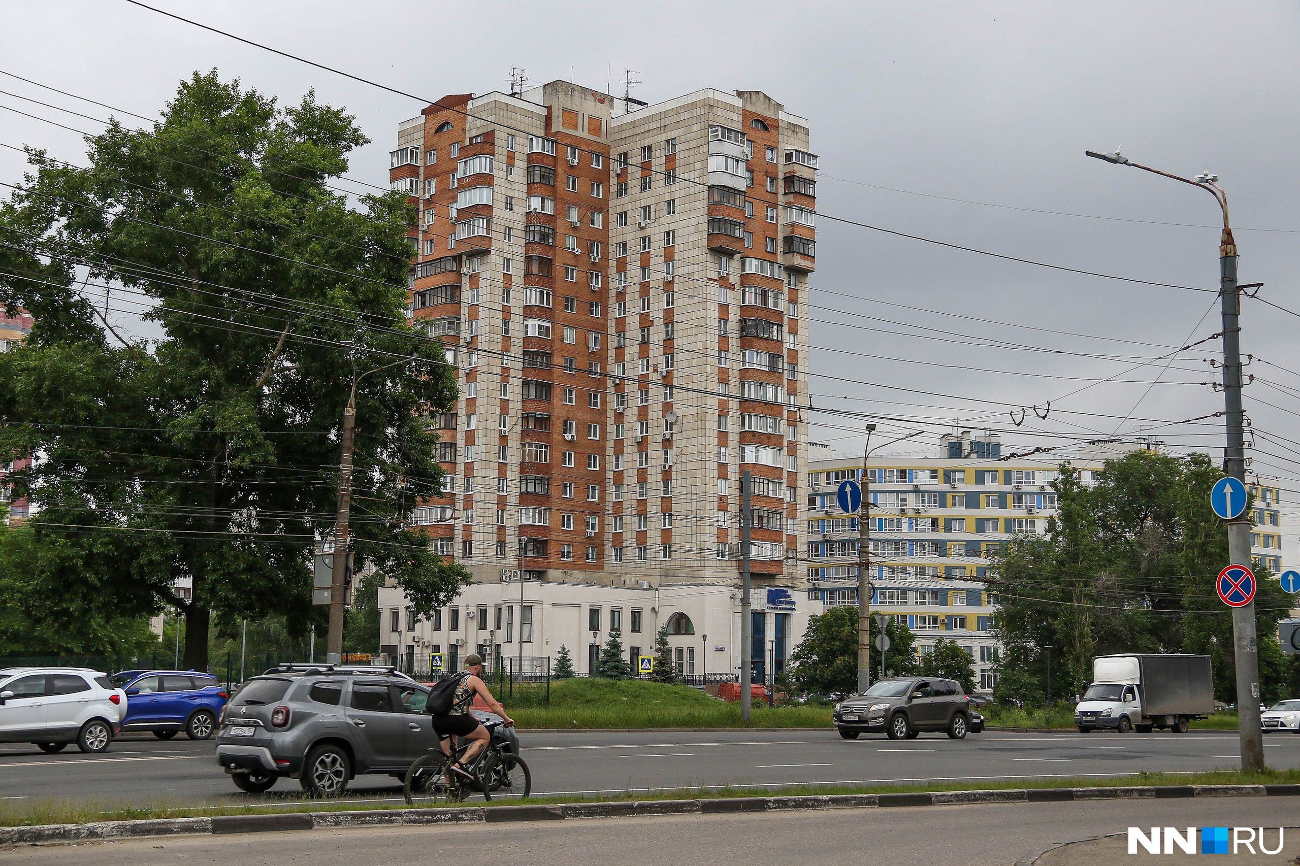 «Дорога в никуда». Что нижегородцы думают о предложении переименовать Московское шоссе в проспект Немцова
