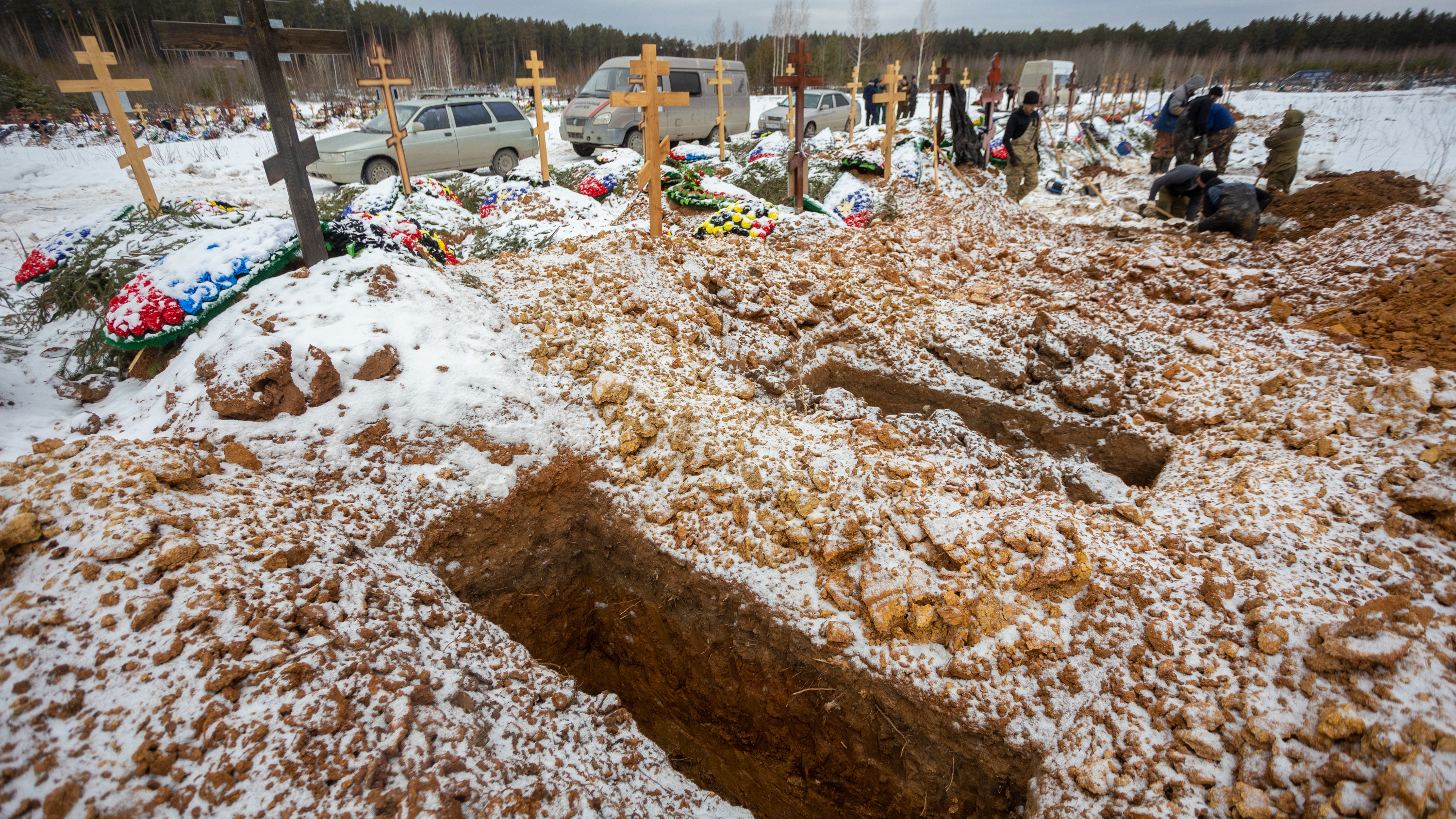 Южноуральского бойца ЧВК «Вагнер», погибшего в зоне спецоперации, выкопали из могилы