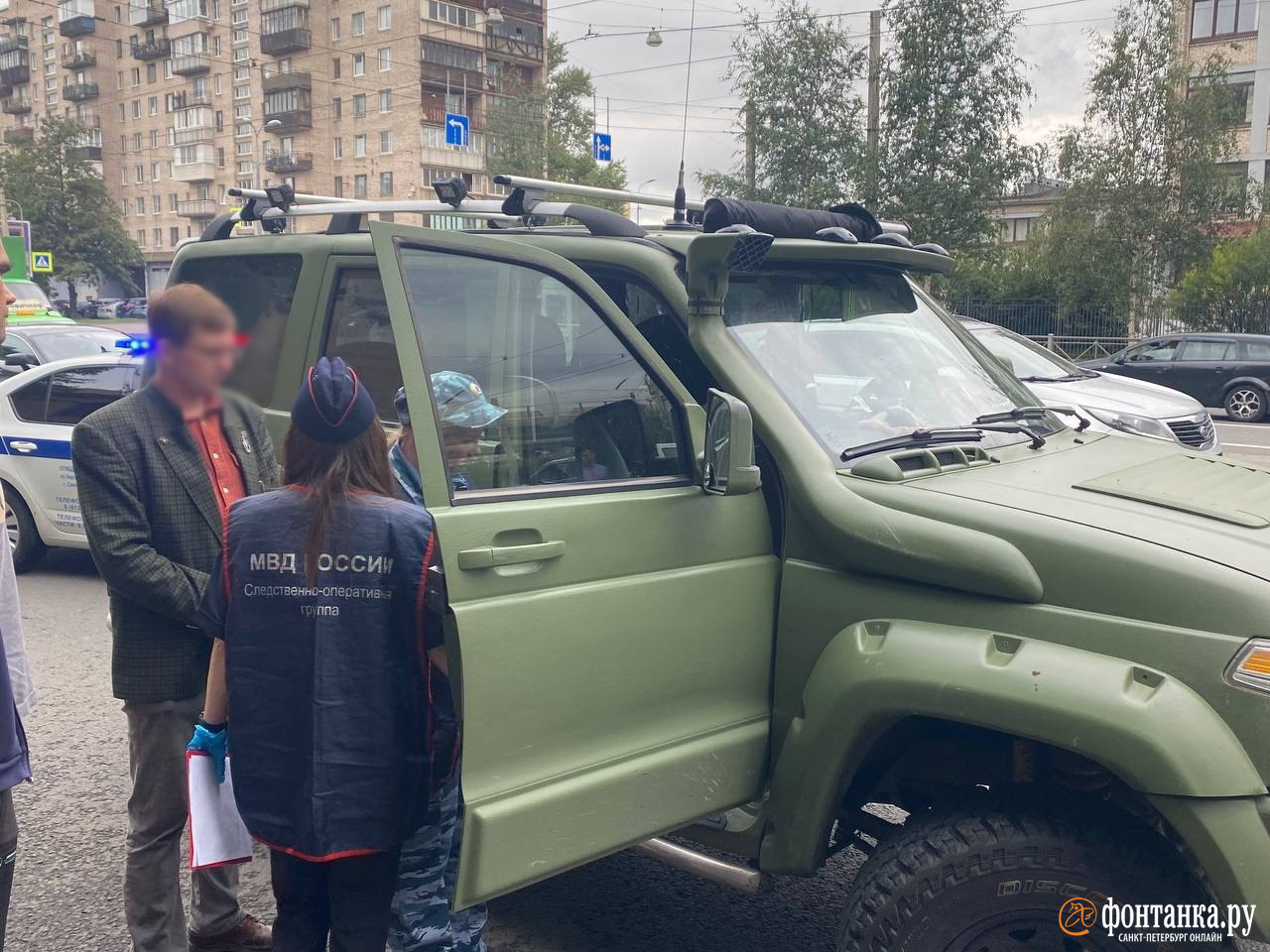 С корочками ФСБ, шевронами Вагнера, со стволом и радиацией. Мимо какого  чудака не смогла проехать полиция Петербурга | 26.07.2023 | Санкт-Петербург  - БезФормата