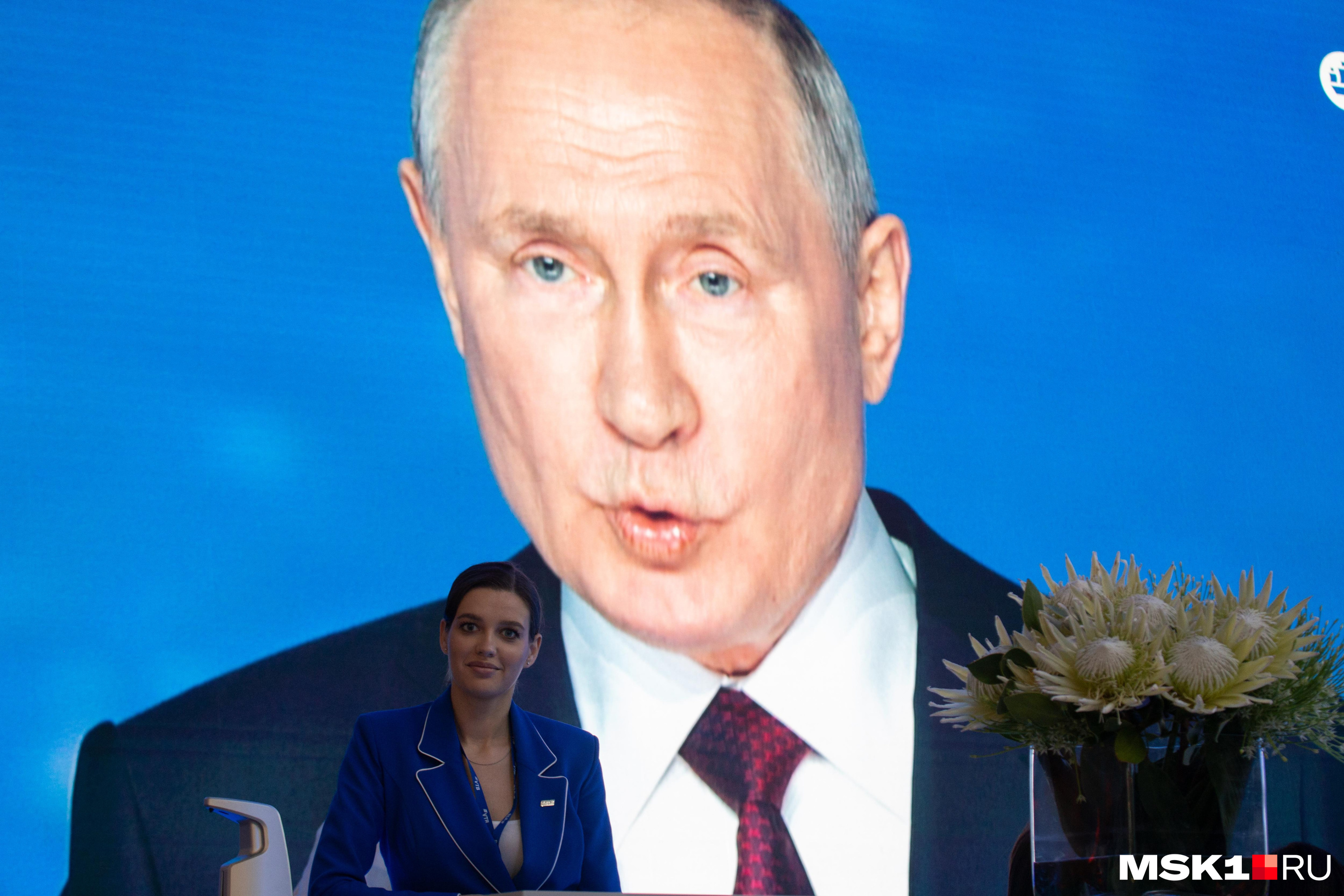 Вместо тысячи слов. Как россияне 24 года выбирали Владимира Путина: график