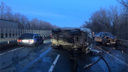 В Самарской области столкнулись три авто. УАЗ опрокинулся на дорогу