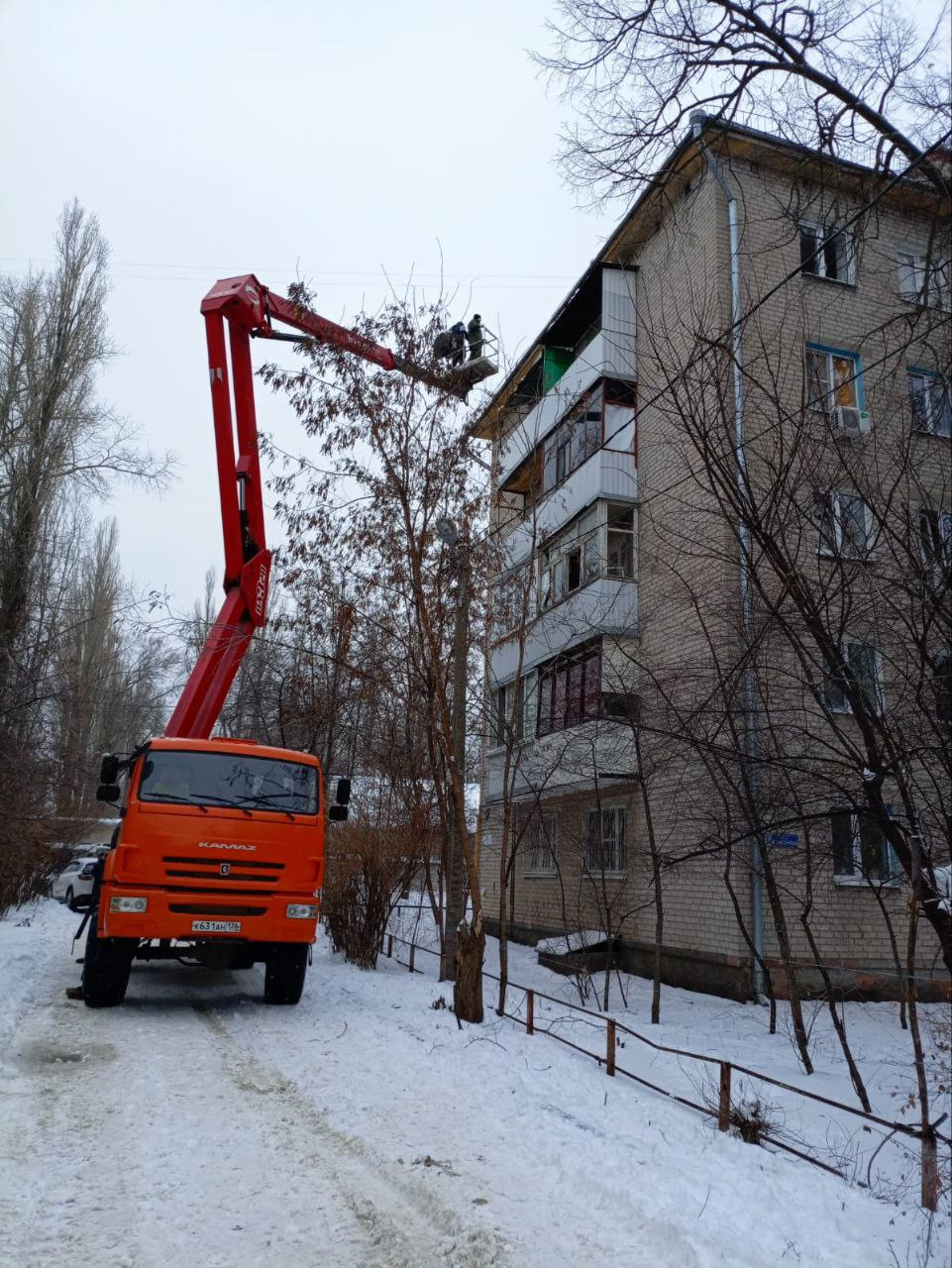 Атака беспилотников и режим ЧС в Воронеже, последние новости, фото пожара и  выбитых окон - 16 января 2024 - ФОНТАНКА.ру