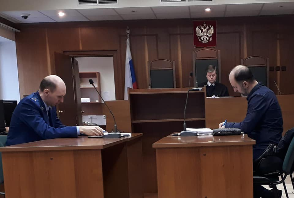 Следственный комитет будет просить заключить Идалова (справа) под стражу Следственный комитет будет просить заключить Идалова (справа) под стражу