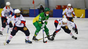 «Водник» выиграл первые два матча Кубка России по хоккею с мячом