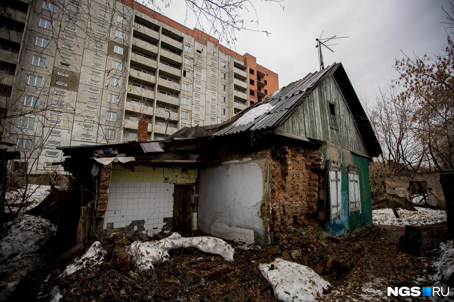 земельный участок. сервитут фото. межевание земельных участков. ландшафт участка. наследование земельного участка.