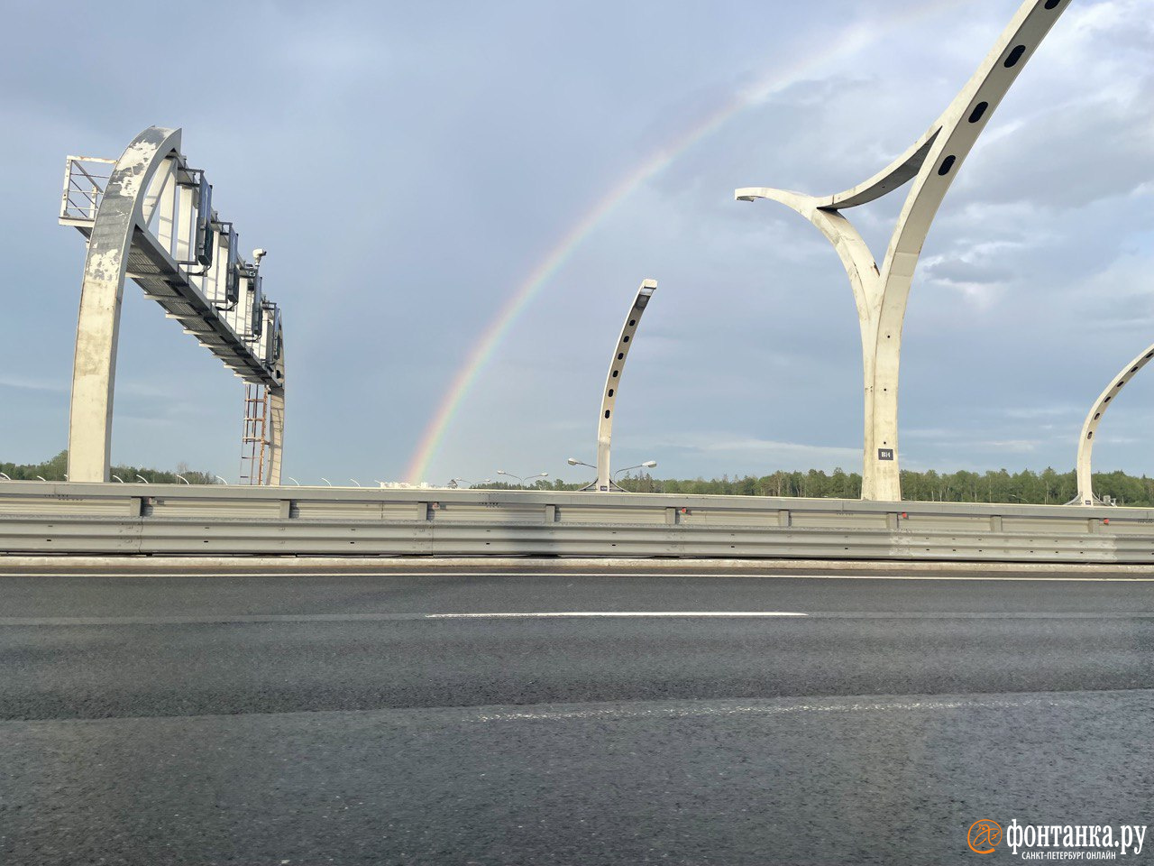 Фото двойной радуги в Петербурге - 2 июня 2024 - ФОНТАНКА.ру