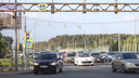 Пешеходный мост отремонтируют над дорогой в аэропорт Толмачево — когда завершат работы