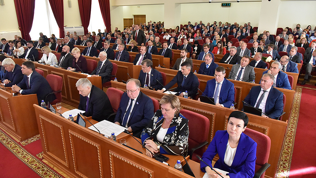Кто вошел в новый созыв Законодательного собрания Ростовской области — список депутатов