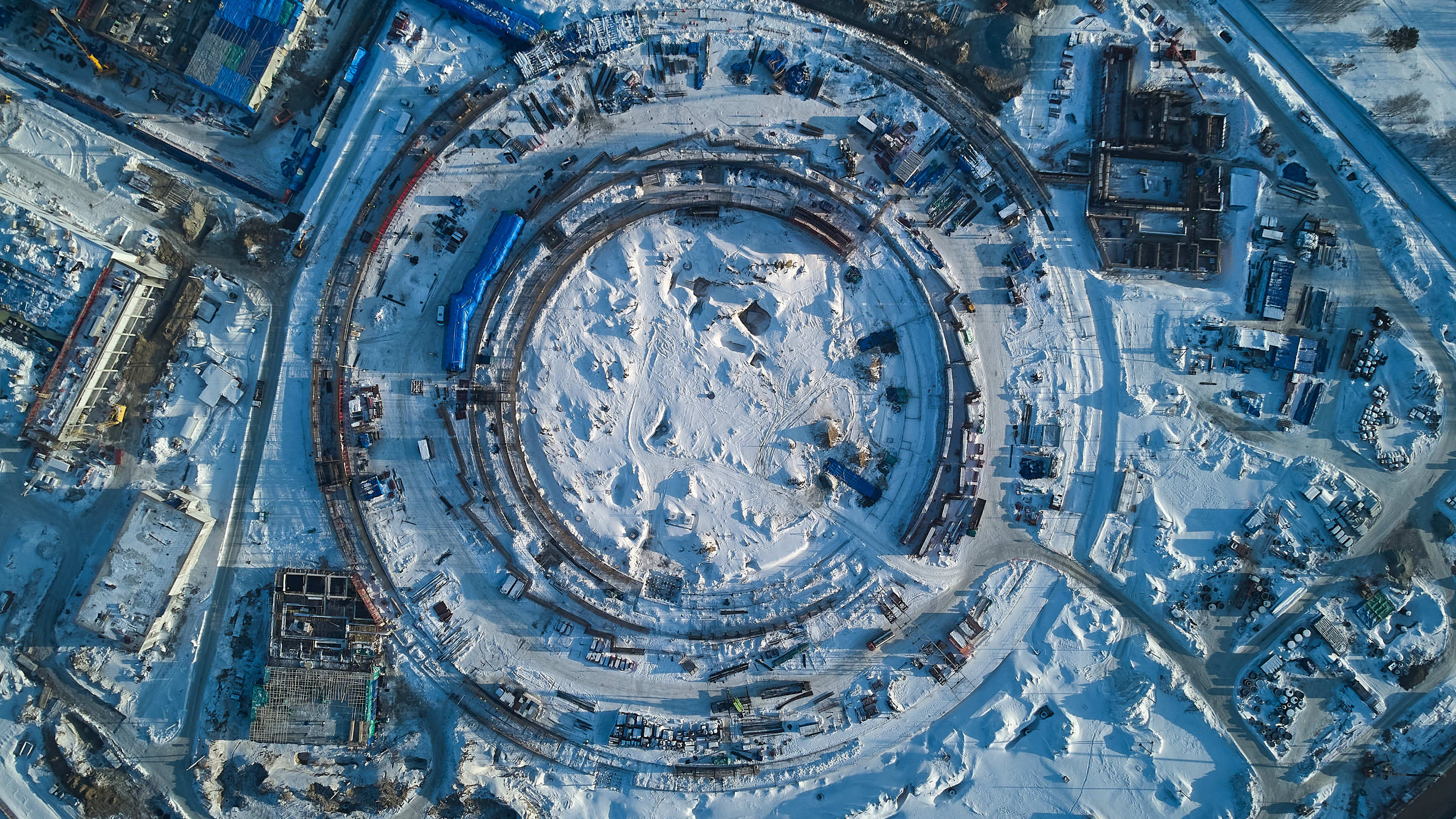 Как с высоты выглядит стройка на <nobr class="_">47 миллиардов</nobr> — фото из Новосибирска