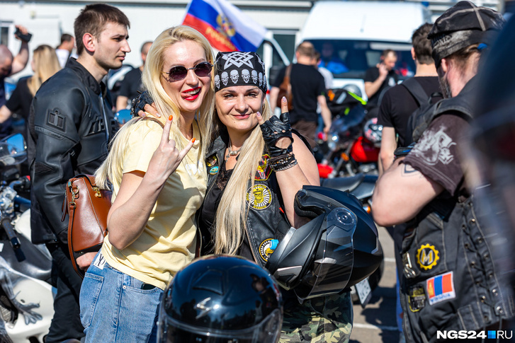 Каждый год мотоциклисты устраивают пробеги по улицам Красноярска Каждый год мотоциклисты устраивают пробеги по улицам Красноярска