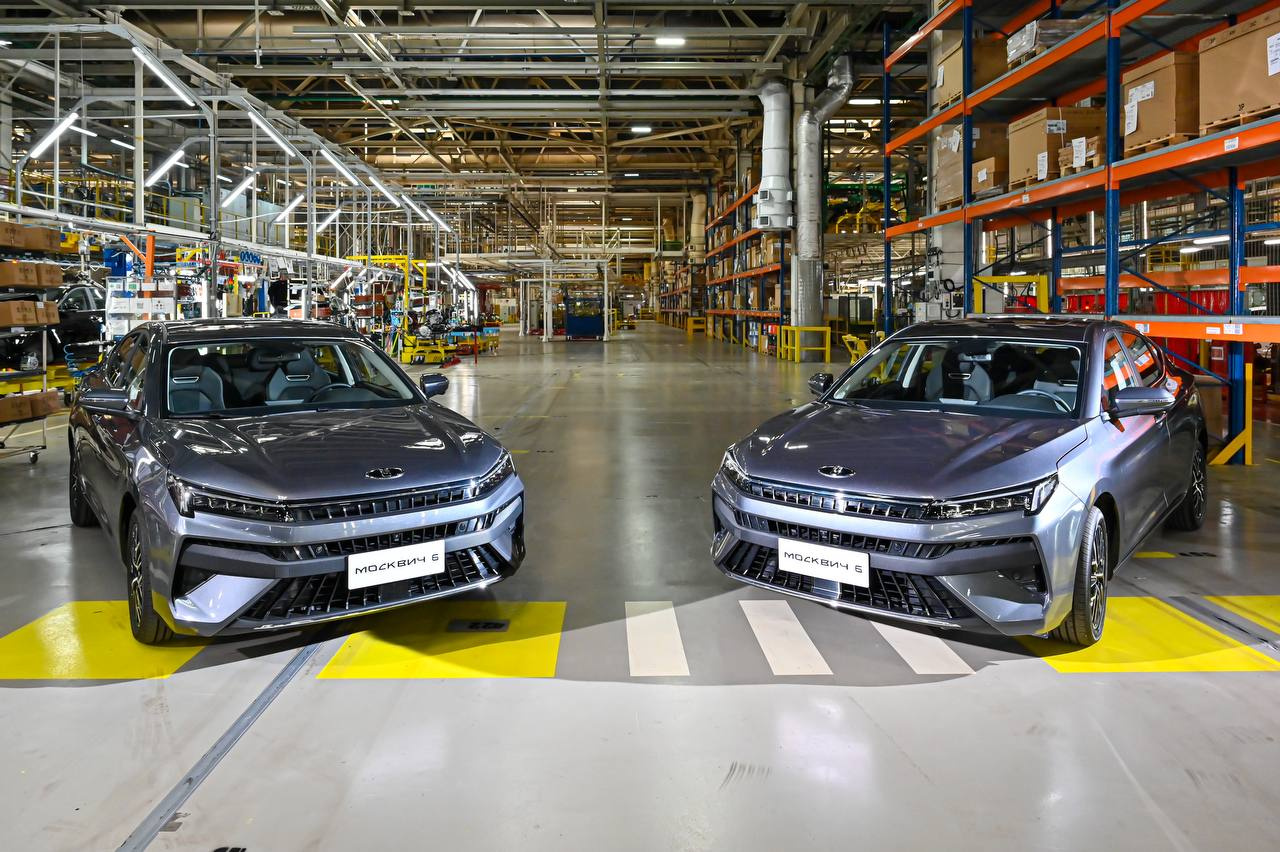 Лифтбек имеет длину 4780 мм, то есть крупнее Skoda Octavia, размер которой в последнем поколении составлял 4689 мм Лифтбек имеет длину 4780 мм, то есть крупнее Skoda Octavia, размер которой в последнем поколении составлял 4689 мм