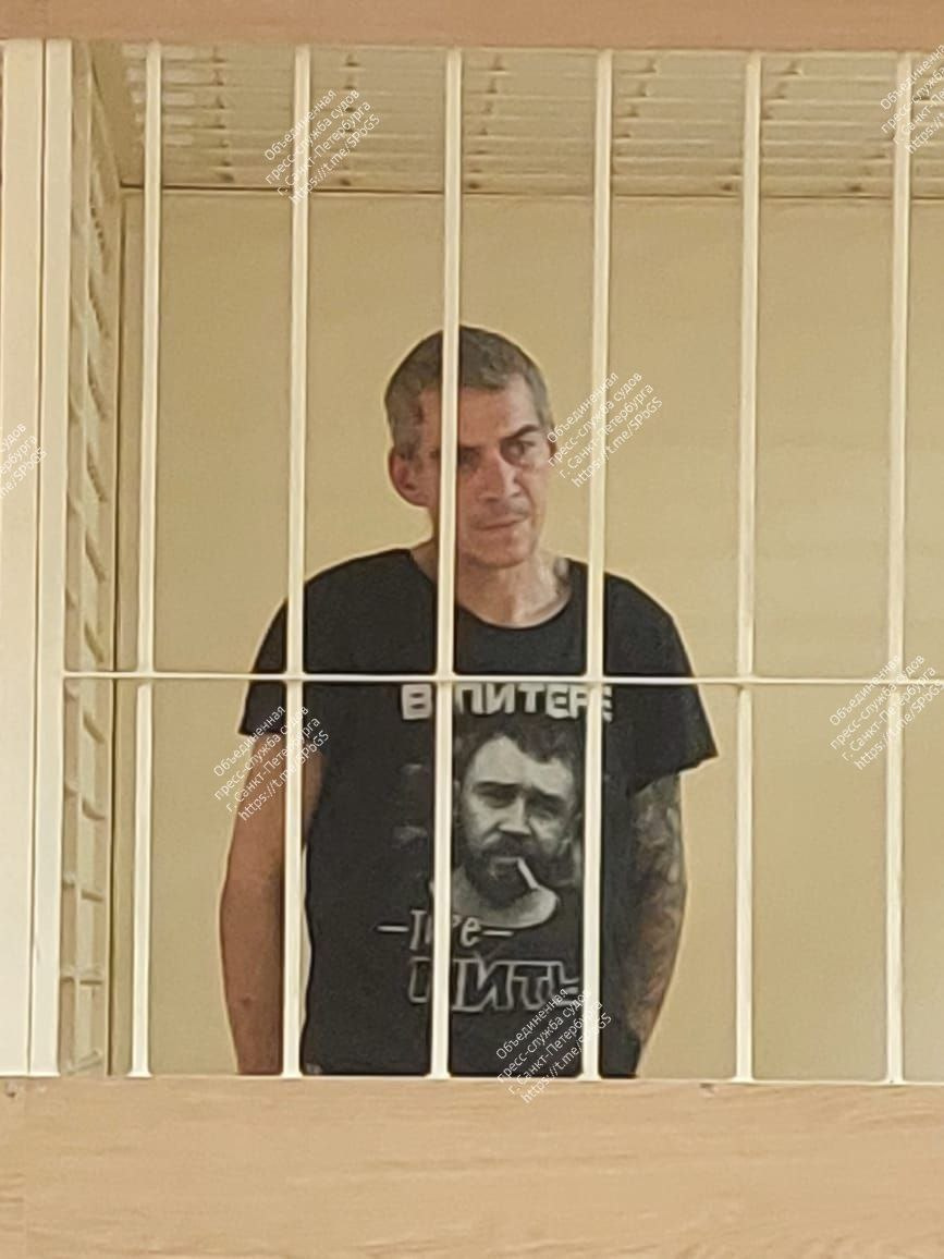 Суд арестовал мужчину, обвиняемого в убийстве женщины на чердаке