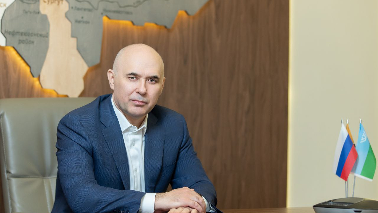 Экс-мэр Сургута займет пост независимого директора UTair и получит миллионные гонорары