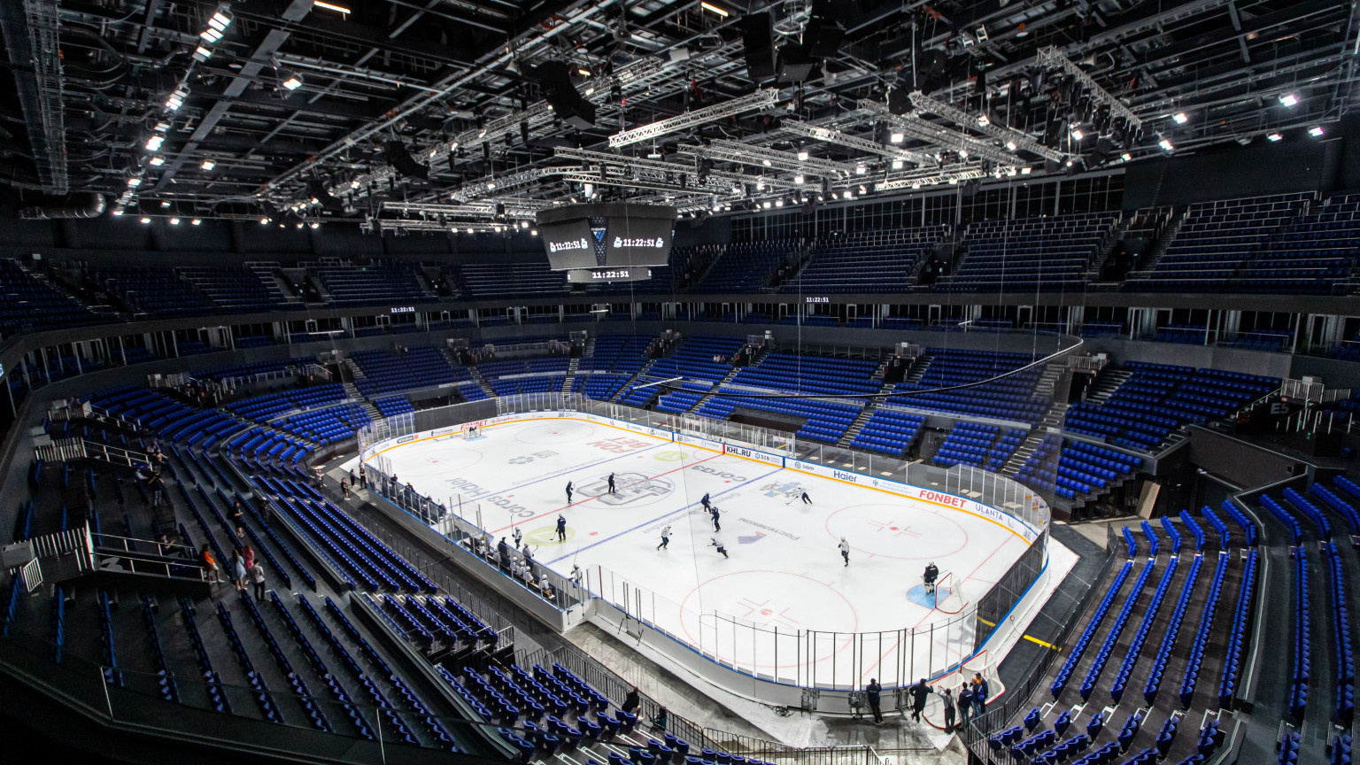 Как проходят хоккейные тренировки в новом ЛДС в Новосибирске? 10 фото из «Сибирь-Арены»
