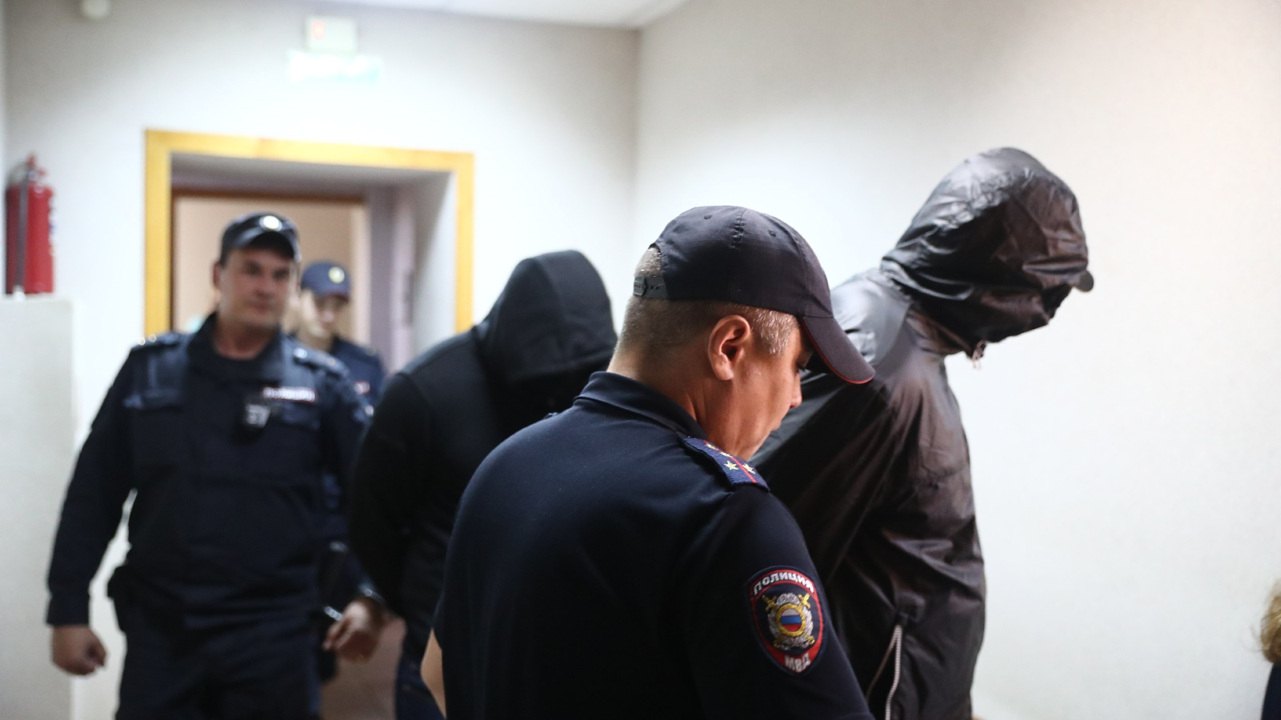 Подсудимые не возражали: обвиняемых в расстреле бизнесмена на Ипподромской отправили в СИЗО до декабря