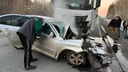 Skoda залетела под КАМАЗ на трассе М-5 в Челябинской области
