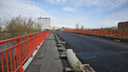 «Ничего сложного»: рабочие рассказали, когда планируют закончить ремонт Кировского моста
