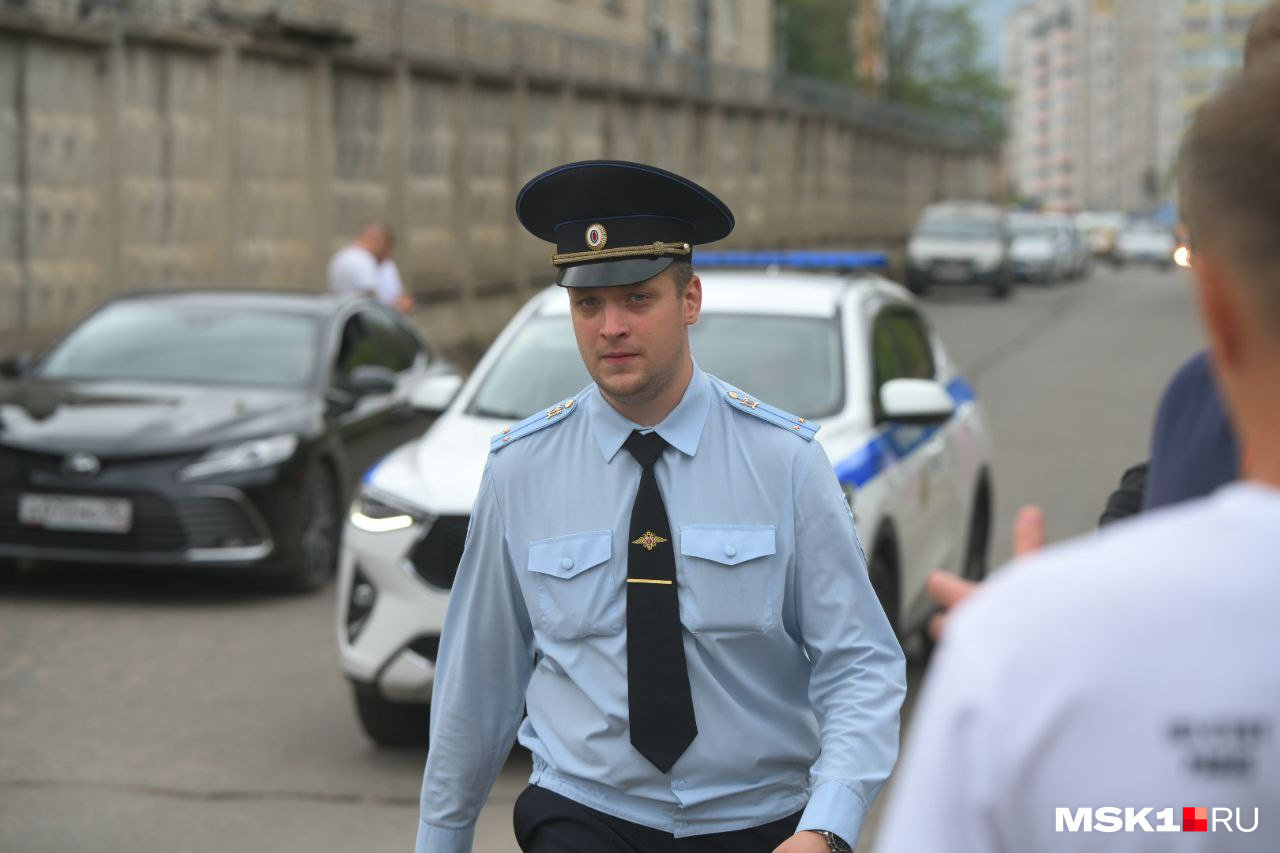 Взрыв на оптико-механическом заводе в Сергиевом Посаде на ЗОМЗ на проспекте  Красной Армии: взрывной гриб, выбило окна, информация о пострадавших, фото  и видео последствий - 9 августа 2023 - ФОНТАНКА.ру