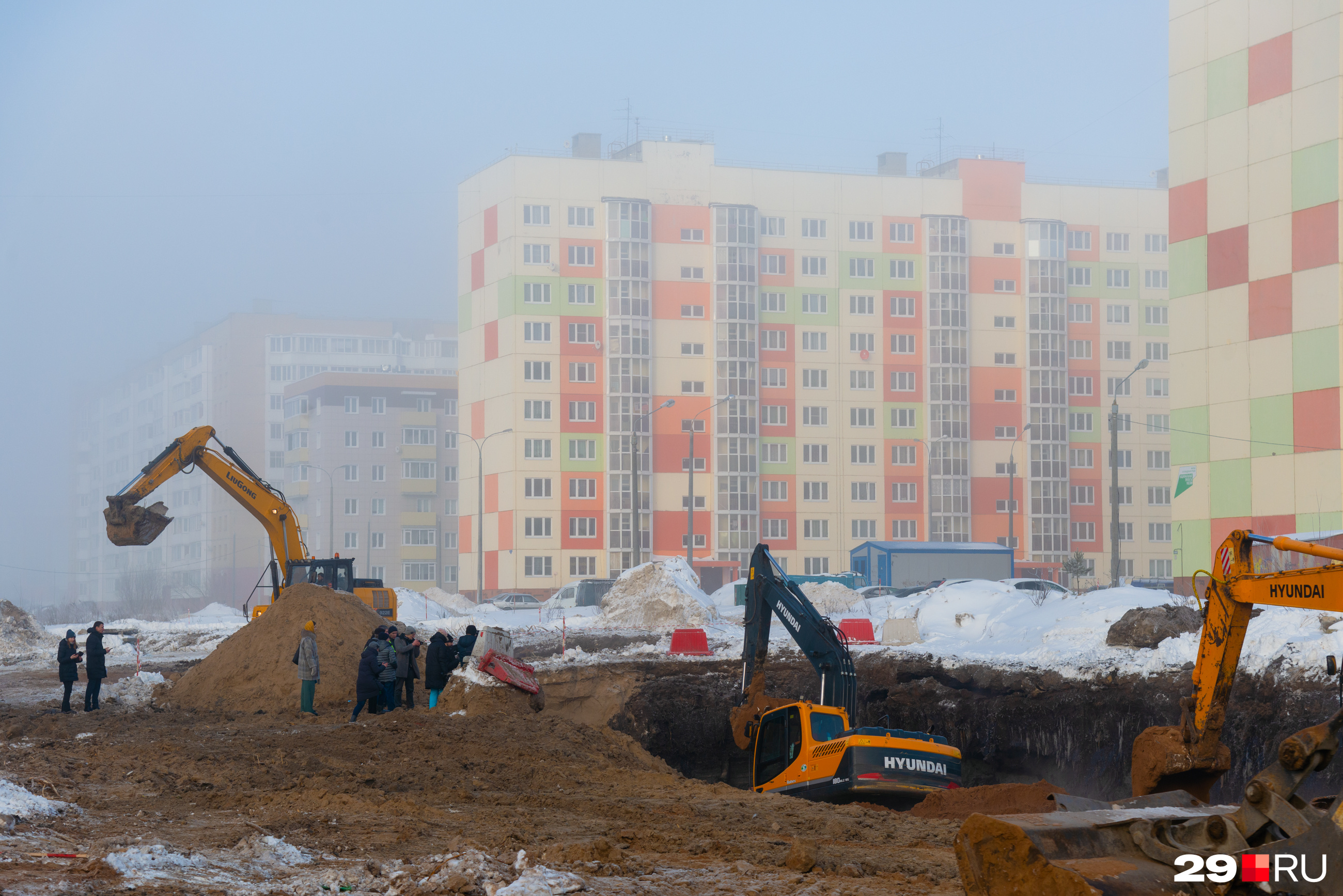Работы полным ходом идут у соцдомов на Московском Работы полным ходом идут у соцдомов на Московском