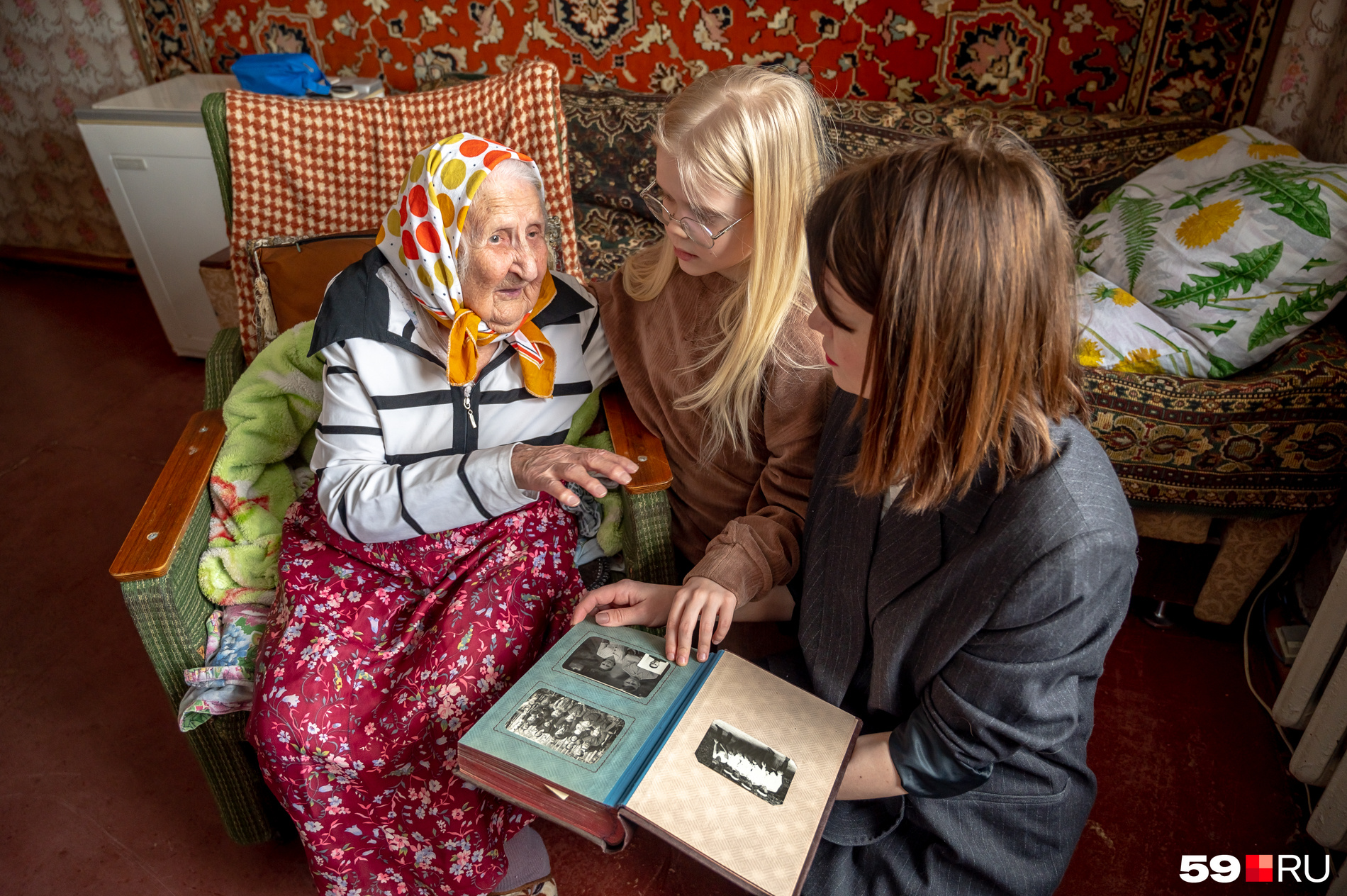 Потеряла в войну двух детей, но вырастила пять поколений: история 105-летней уральской бабушки