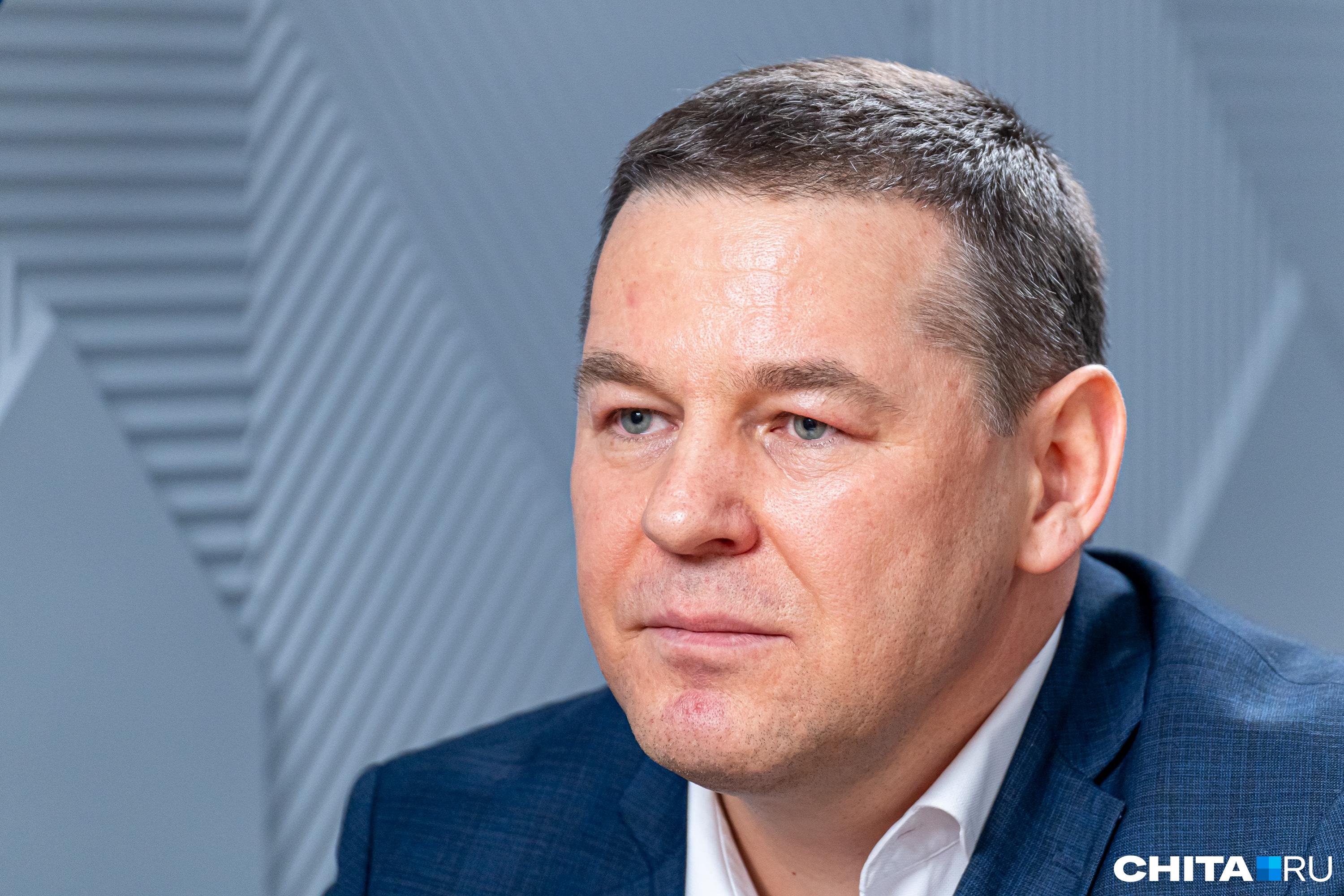 28 лет цифры. Суеверия про число 7. Цифры на темном фоне. Календарь 3 сентября. 6 мая цифрами.