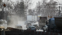 Отправляясь на прогулку, захватите маску: слой пыли покрыл улицы Новосибирска — фото после прихода весны