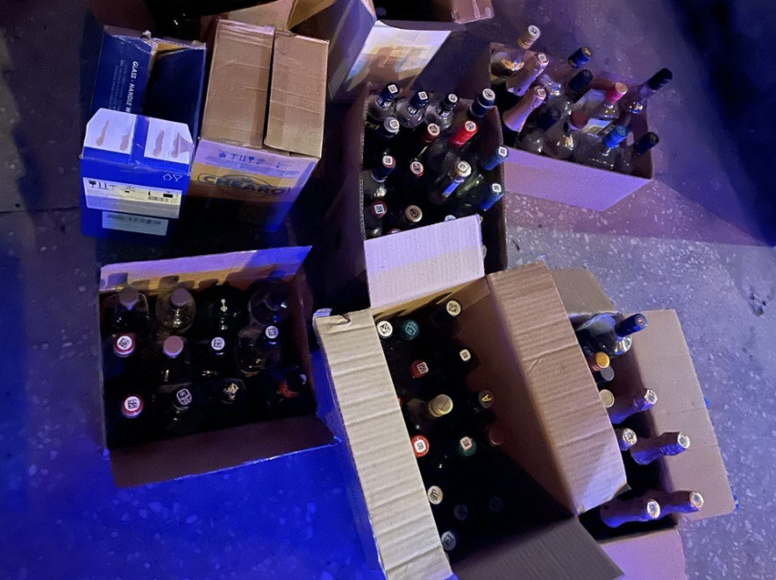 Около тонны незаконного алкоголя изъяли с прилавков в Забайкалье