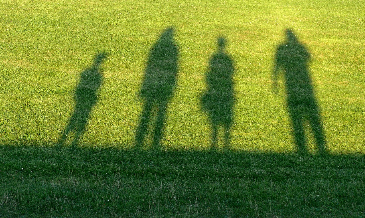 Психолог расскажет о сепарации от родителей и других значимых людей